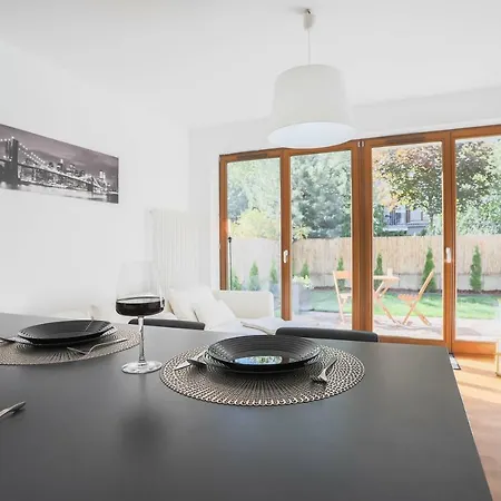 Sweet Dreams Apartament Z Ogrodem