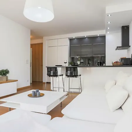 Sweet Dreams Apartament Z Ogrodem